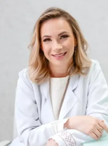 Dra. Marta Campestrini Dra. Marta Campestrini