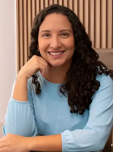 Dra. Ingrid Coutinho Chaves de Oliveira