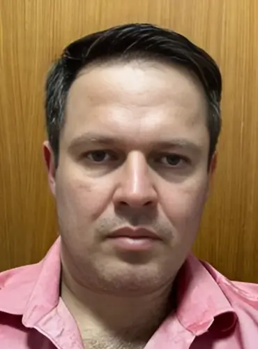 Dr. André Machado Paraízo