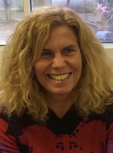 Dra. Valeria Cavalcanti Rolla Dra. Valeria Cavalcanti Rolla